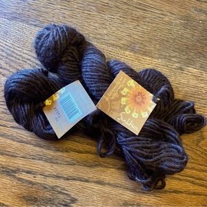 Sulka merino wool alpaca silk blend yarn new spin in PERU two skeins deep brown